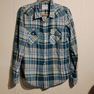 Warp and Weft pearl snap shirt medium